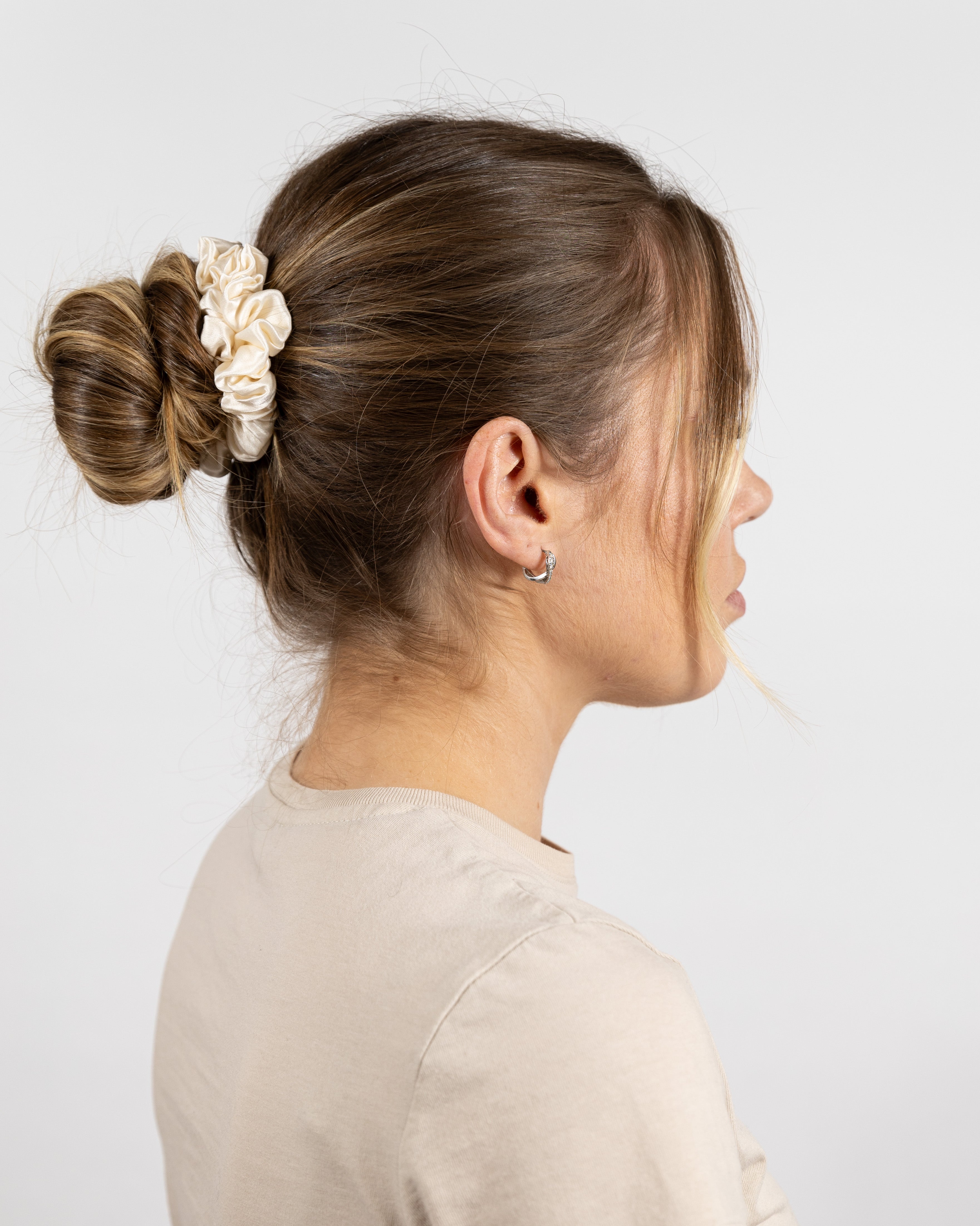 Scrunchy 100% Mulberry Silk - Cream