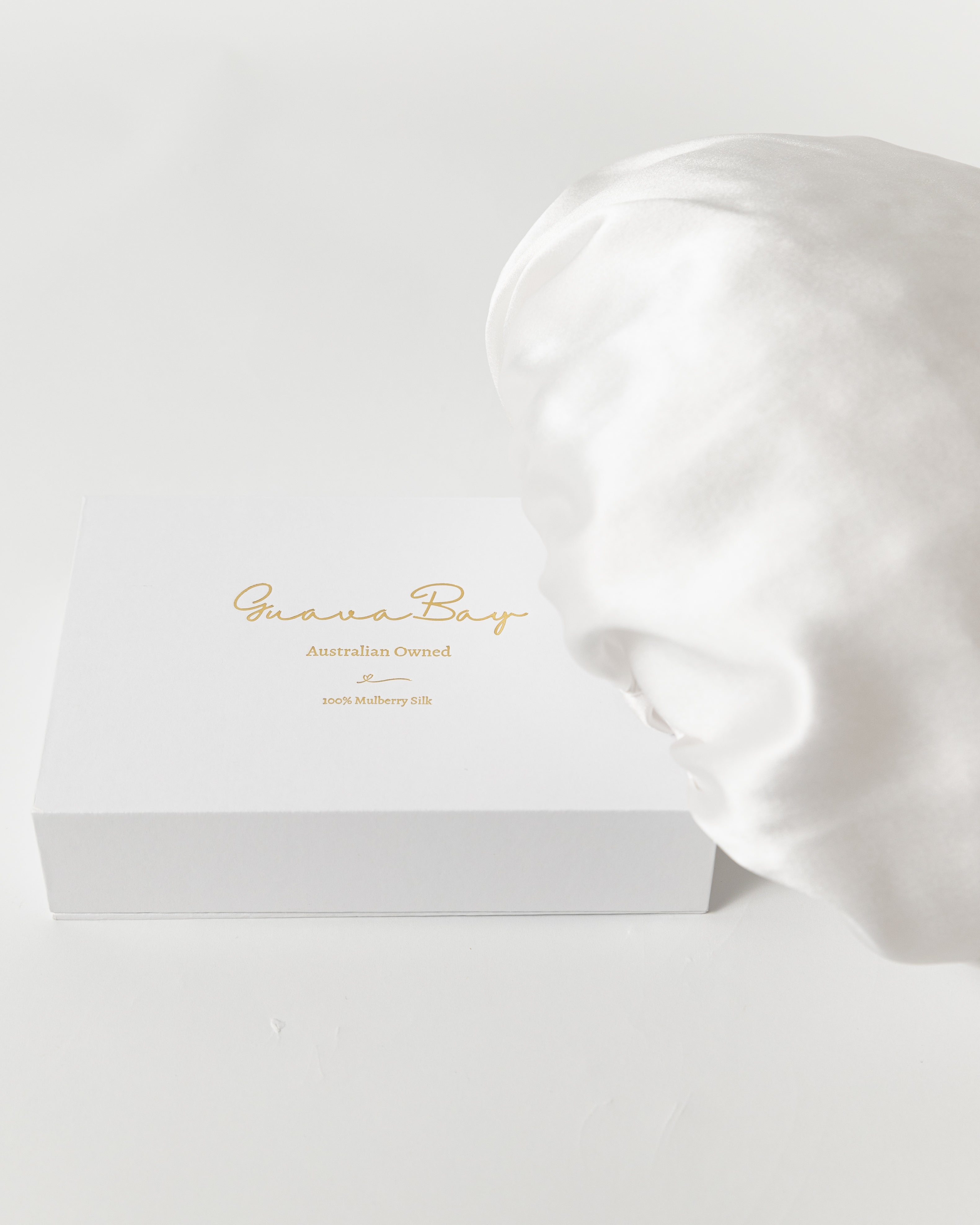 Bonnet 100% Mulberry Silk - White