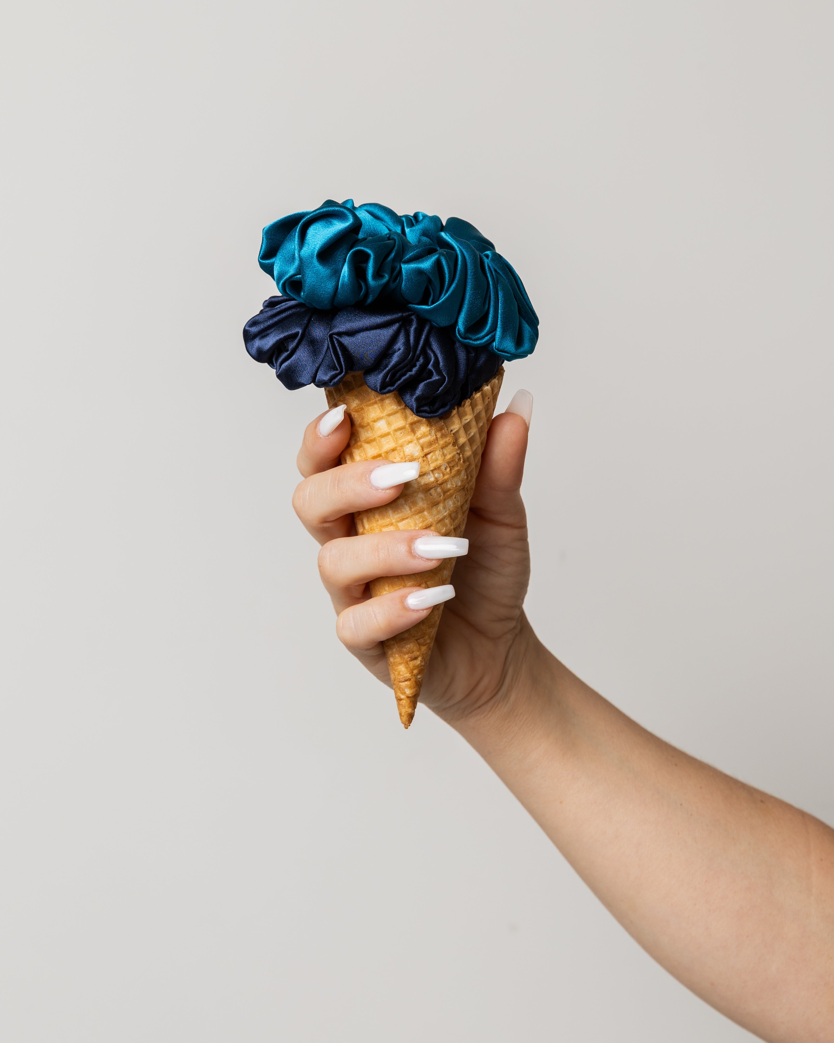 Scrunchy 100% Mulberry Silk - Navy Blue