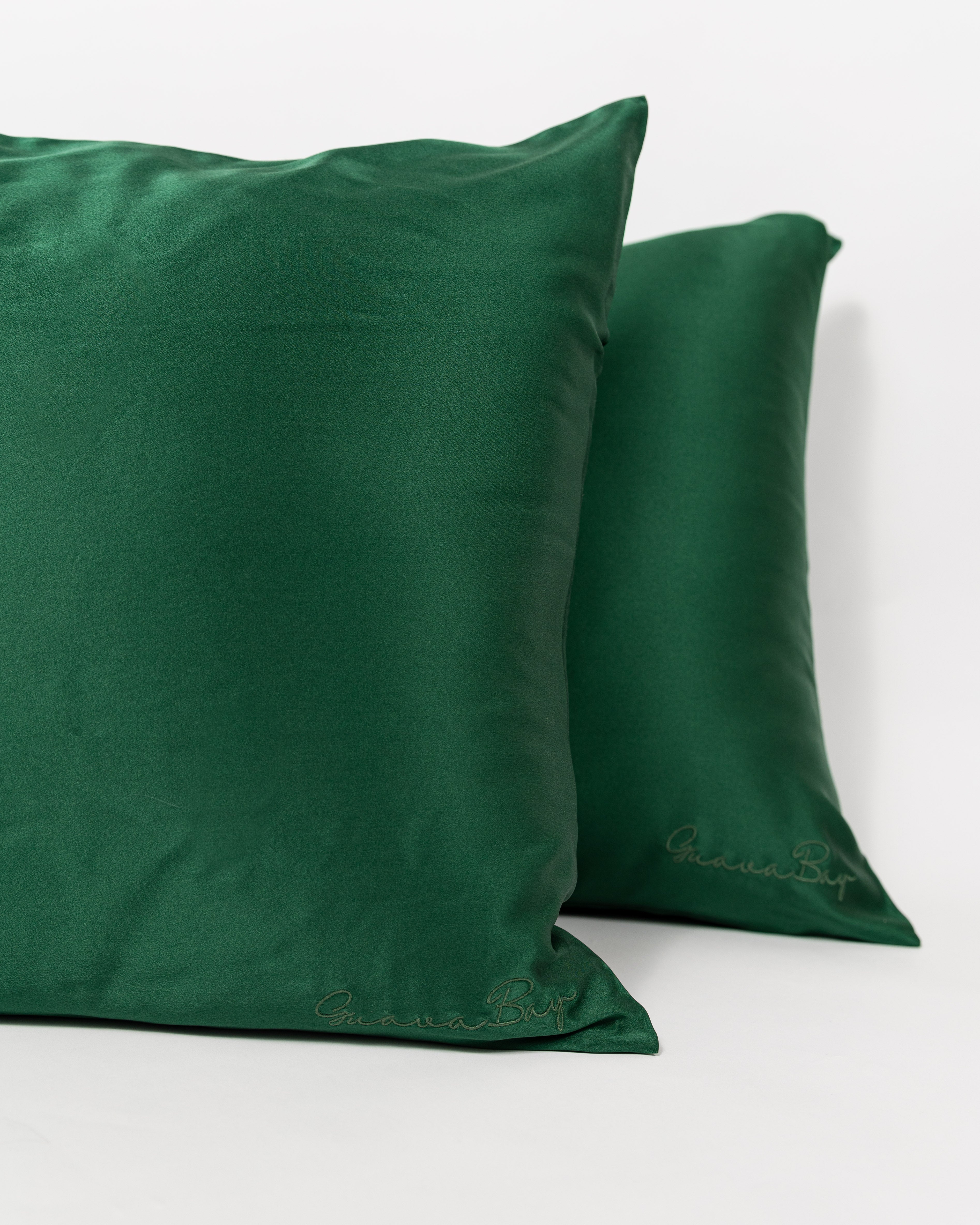 Set of 2 Pillowcases 100% Mulberry Silk – Pine Green